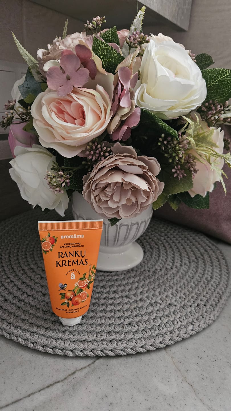 Customer photo review of Karčiavaisių apelsinų aromato rankų kremas