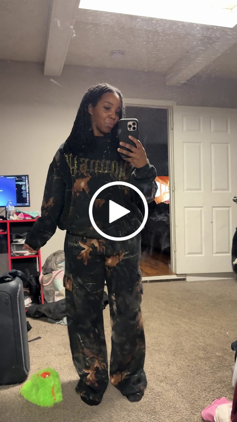 Customer video review of W5168 - Camo Bling Hoodie