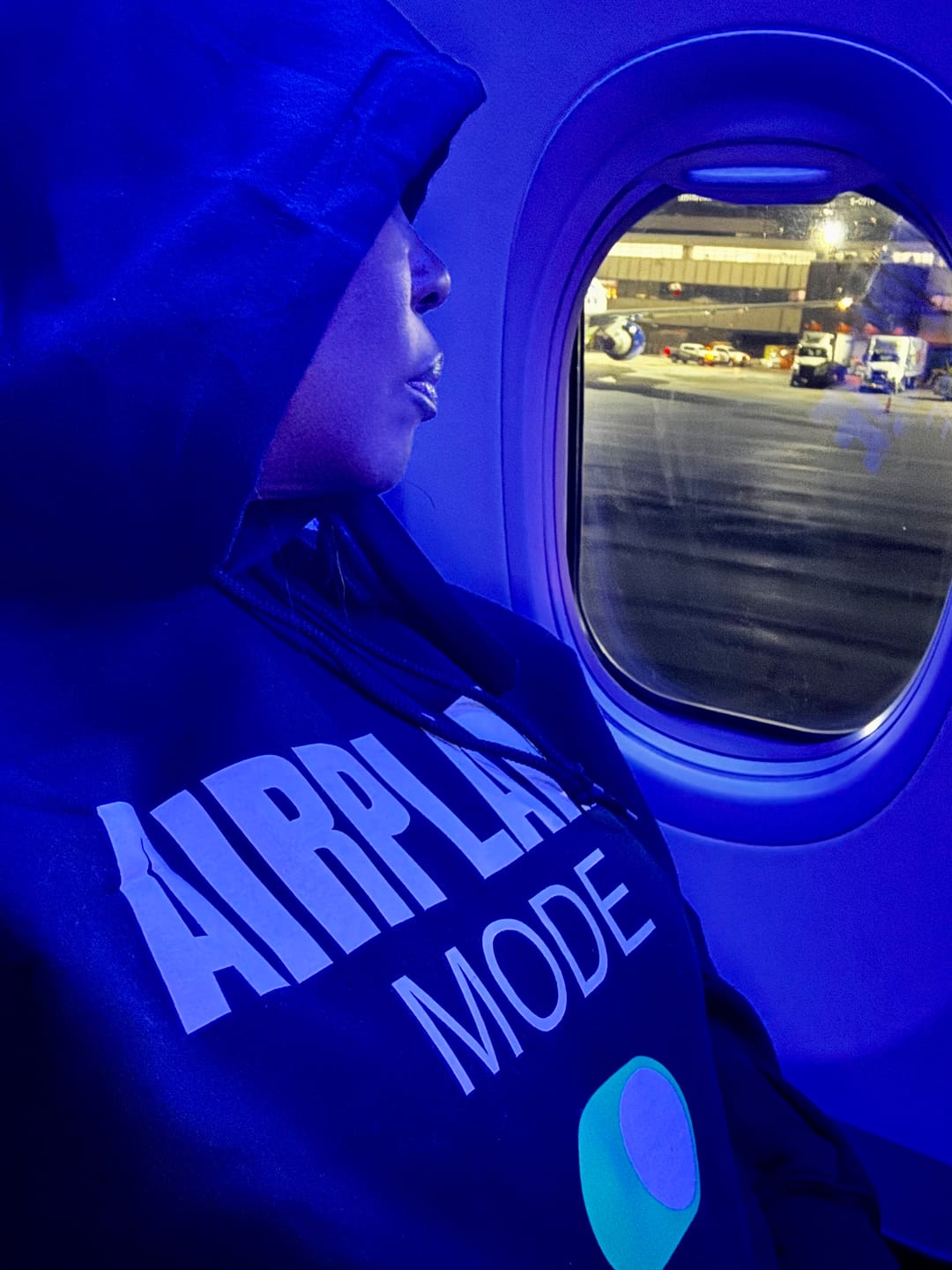 Customer photo review of Airplane Mode Unisex Black Hoodie