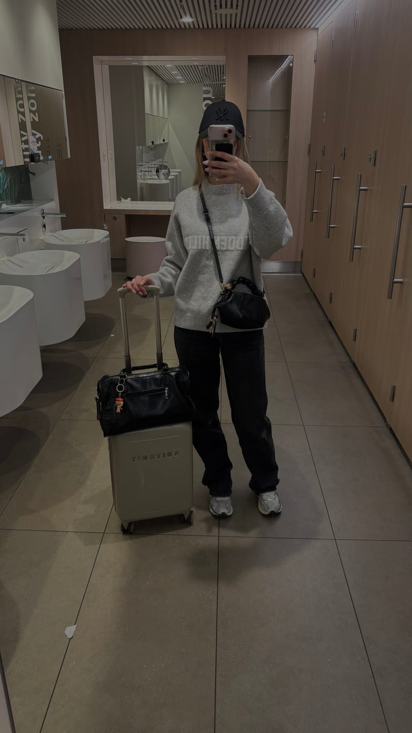 Kundenbewertung mit Foto von KNIT SWEATPANTS LIGHT GREY
