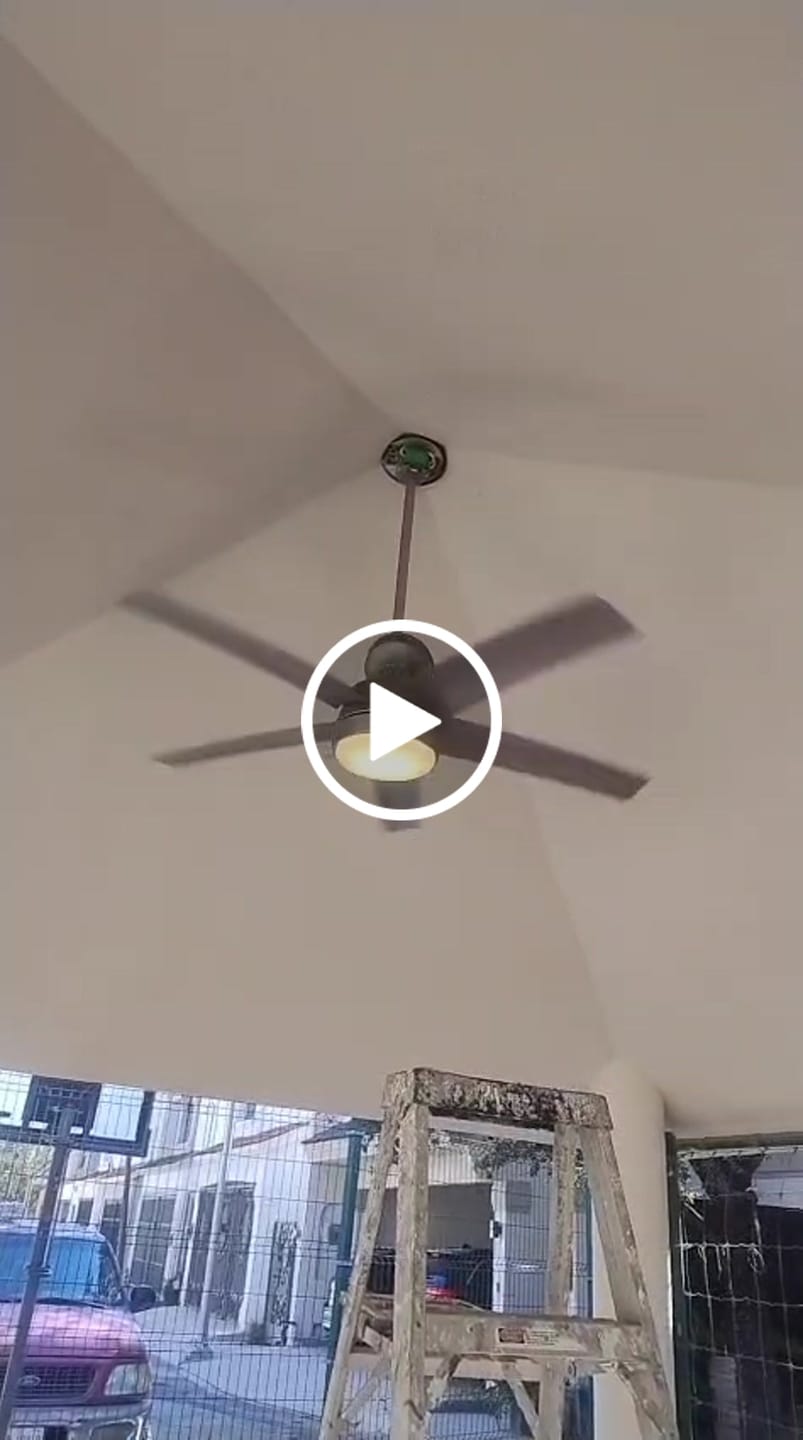 Customer video review of Ventilador de Techo Skyflow Exterior con Luz 52 pulgadas