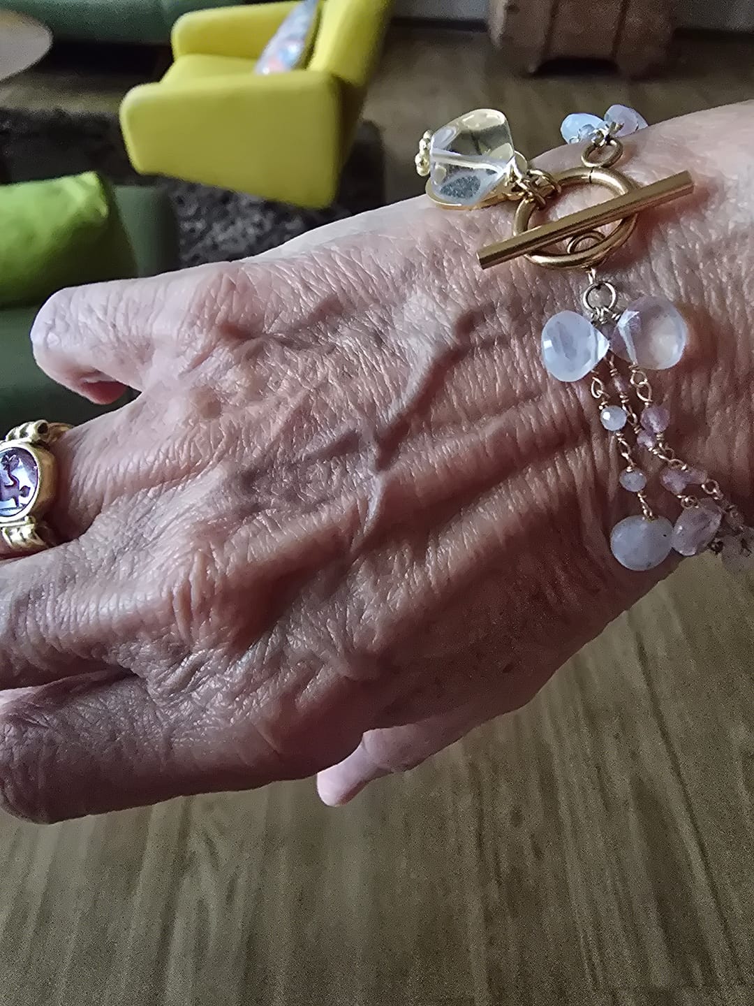 Customer photo review of Bracelet de La Bonne Mère