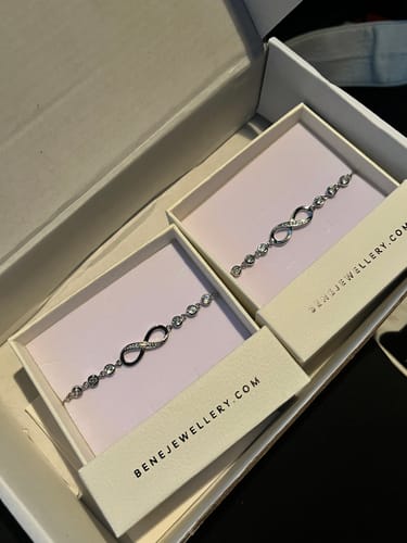 Customer photo review of Noelle Infinity Bracelet