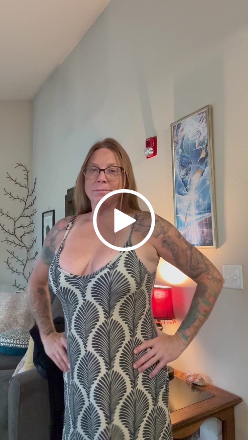 Customer video review of Goddess Gown - Bohemian Fan