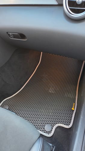 Customer photo review of Auto Fußmatten nach Maß - Vorne