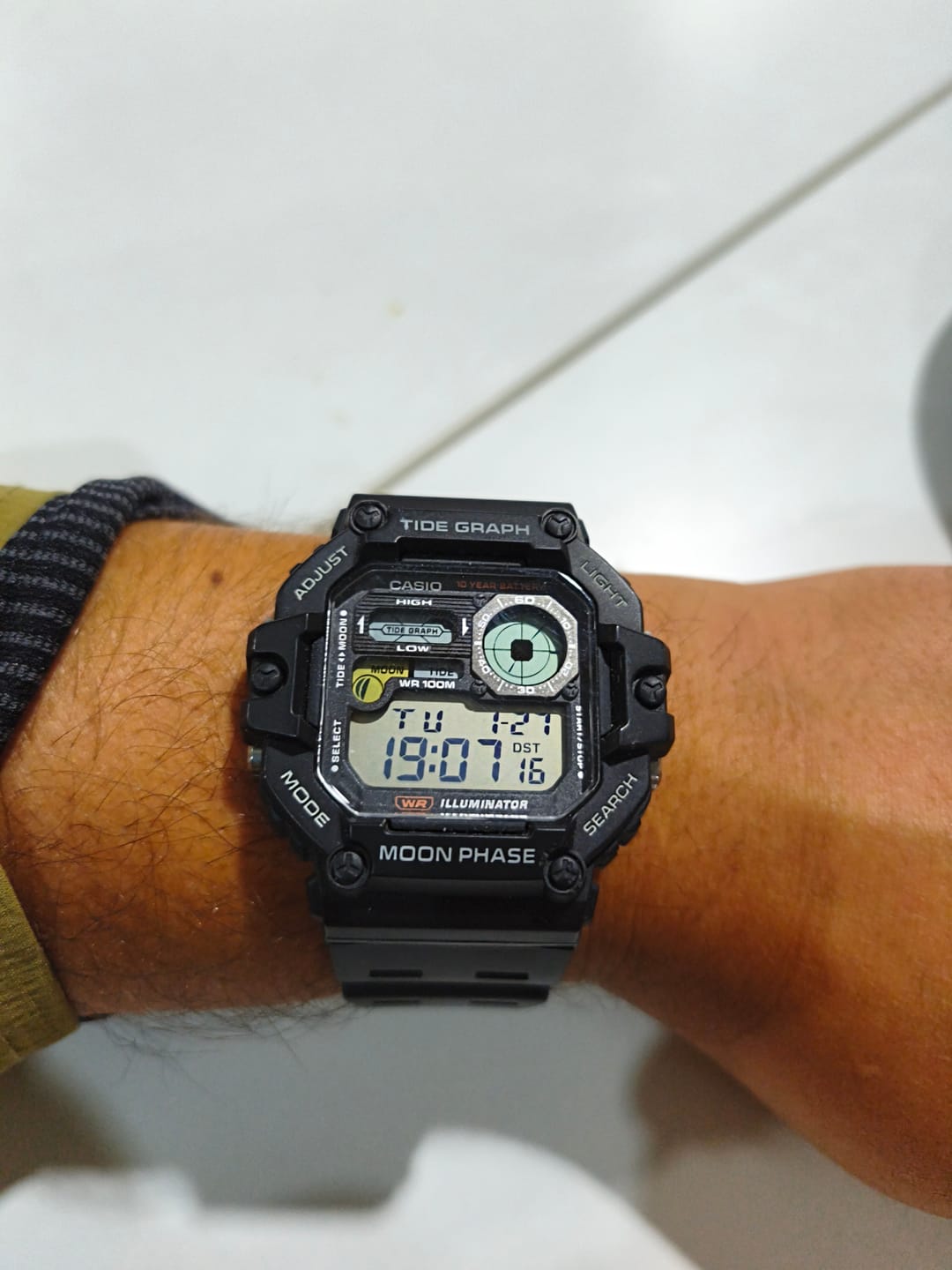 Customer photo review of Reloj Casio Vintage WS-1700H-1AV Tide Graph Moonphase