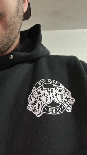 Customer photo review of REDLINE "VINTAGE PIERCE" HOODIE