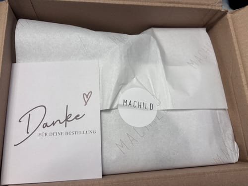 Customer photo review of Tragbarer Fläschchenwärmer + Milchpulverbox (weiß) + Schnell-Ladegerät