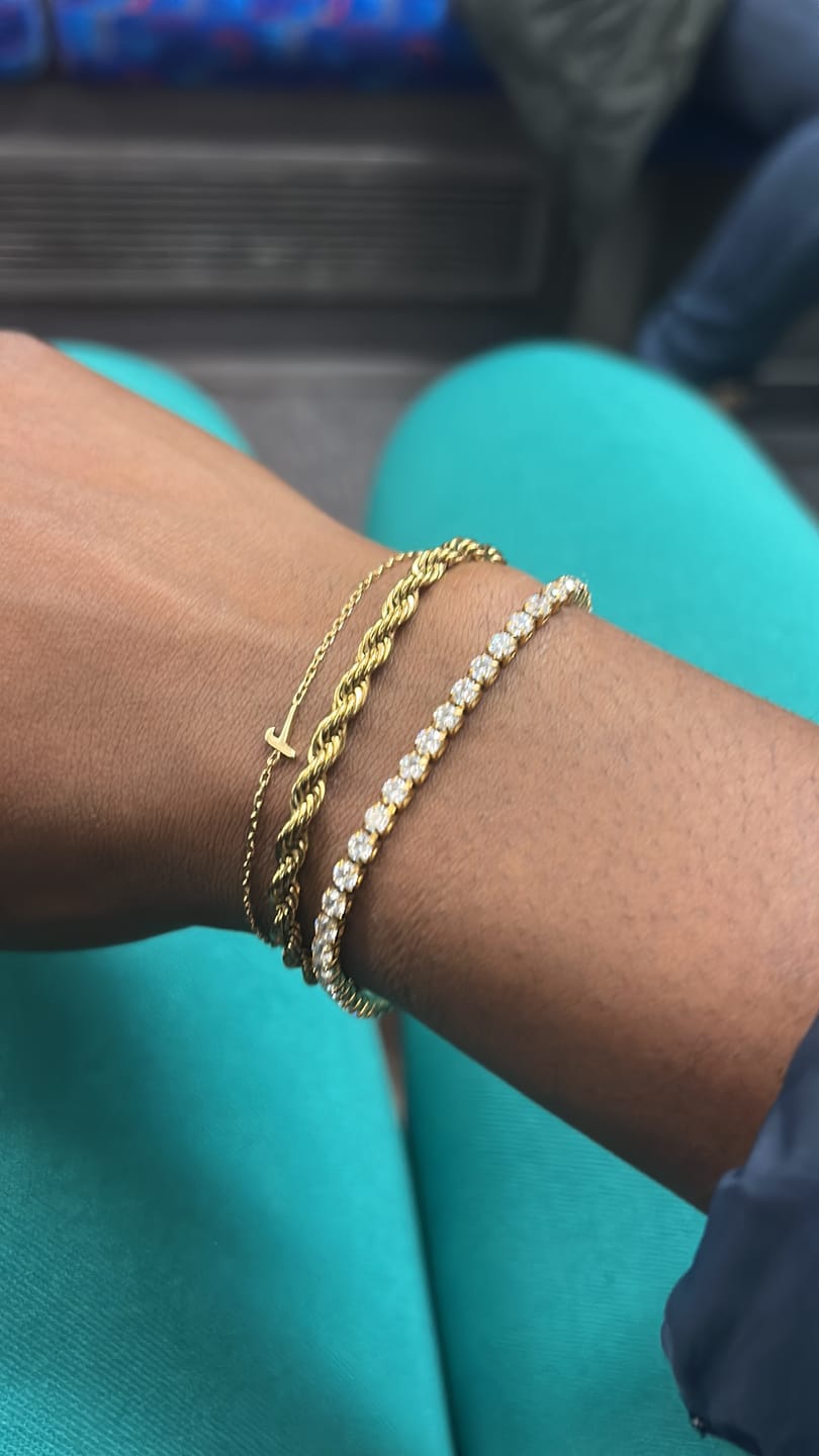 Customer photo review of Initial Chain Bracelet