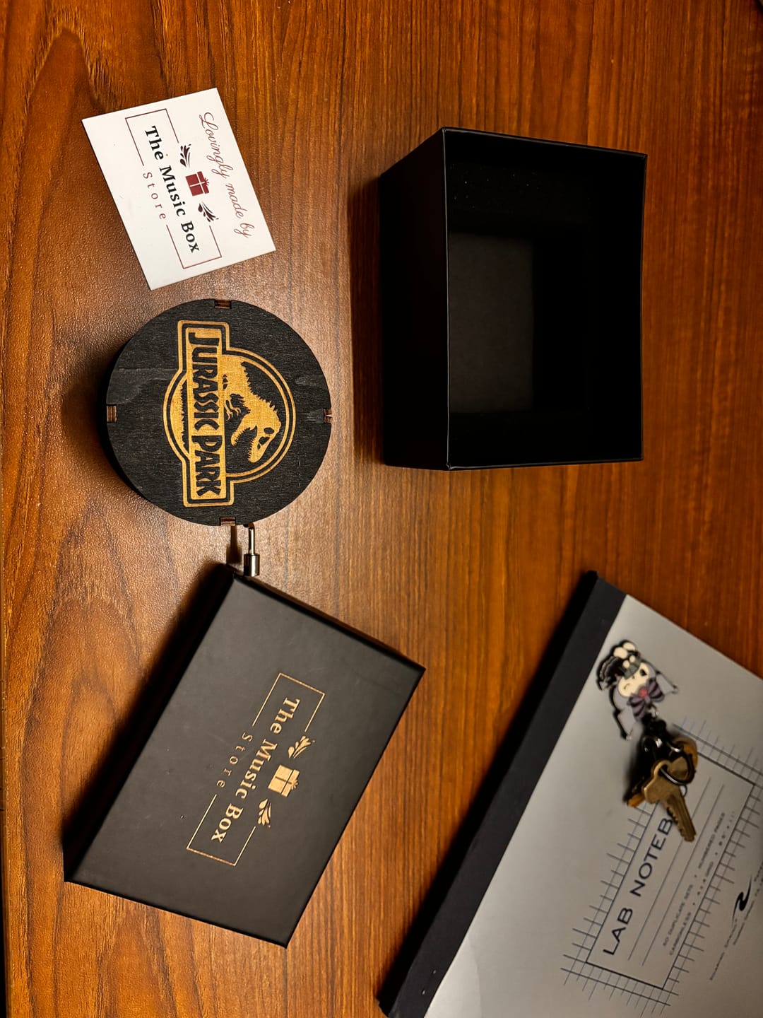 Customer photo review of Cylindrical Hand Crank Music Box
