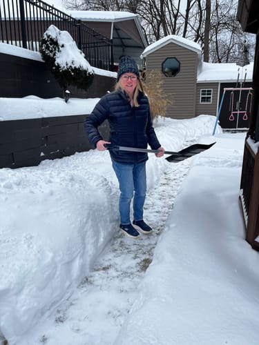 Customer photo review of Women's Elements Quilted Puffer Jacket