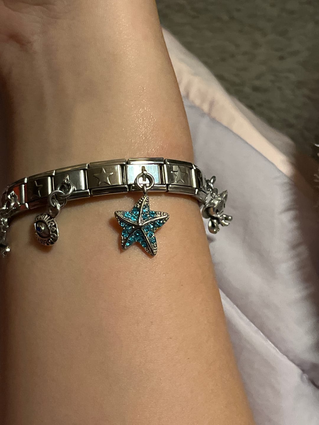 Customer photo review of Charm Colgante Estrella de mar