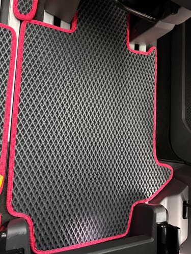 Customer photo review of Auto Fußmatten nach Maß - Komplettset