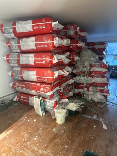 Customer photo review of ROCKWOOL RXCB381525 COMFORTBATT R38 9.5 in. X 15-1/4 in. X 47 in. (19.9 SQFT)