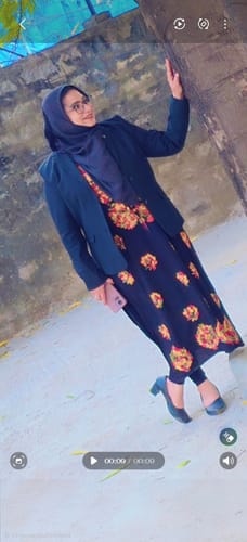 Customer photo review of Laiba Black & Multicoloured Long Rayon kurta