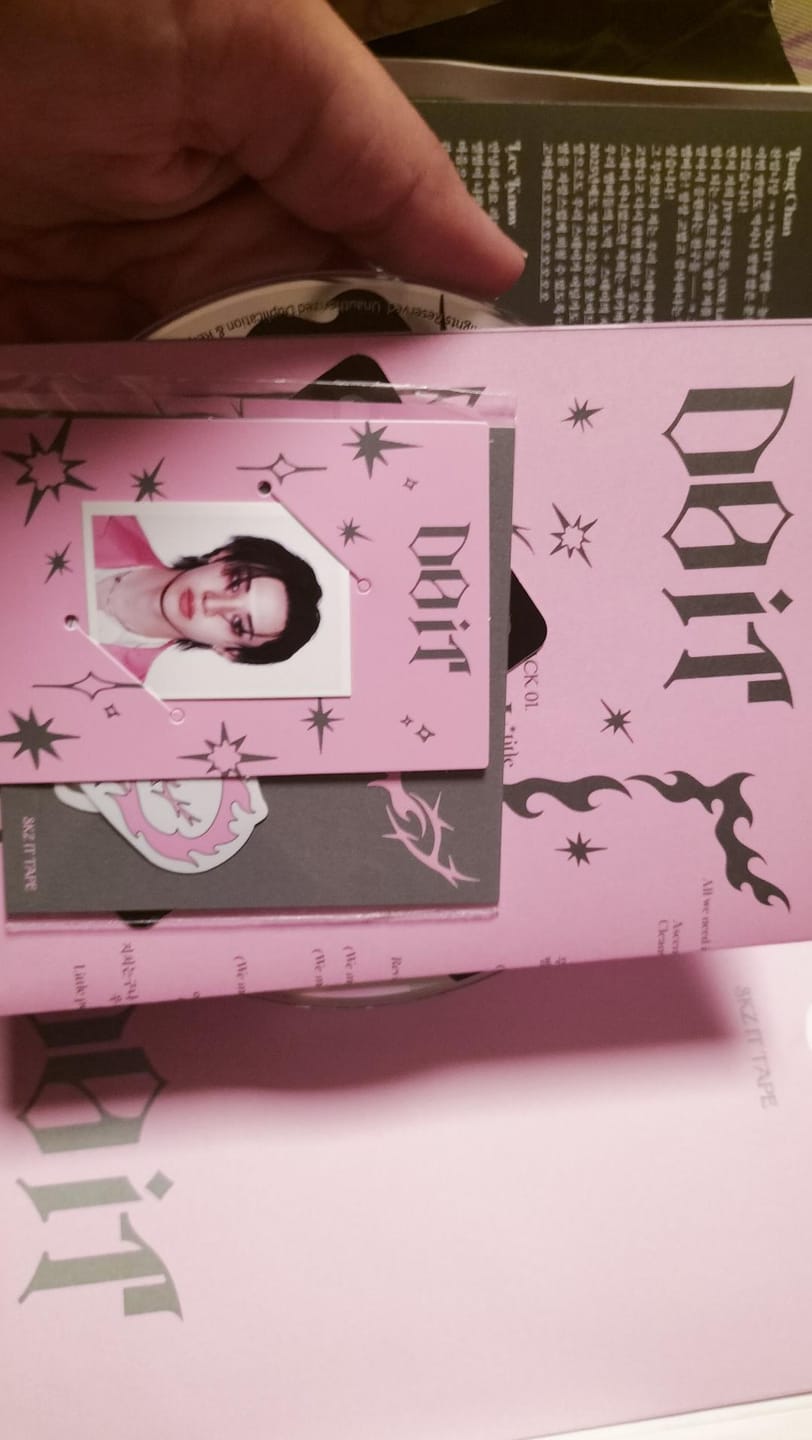 Customer photo review of STRAY KIDS - DO IT SKZ IT TAPE ALBUM STANDARD IT VER