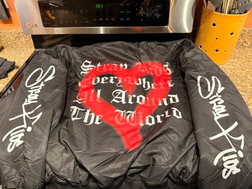 Customer photo review of WAVESTEEᵀᴹ Stray Kids DominATE: CELEBRATE  Bomber Jacket