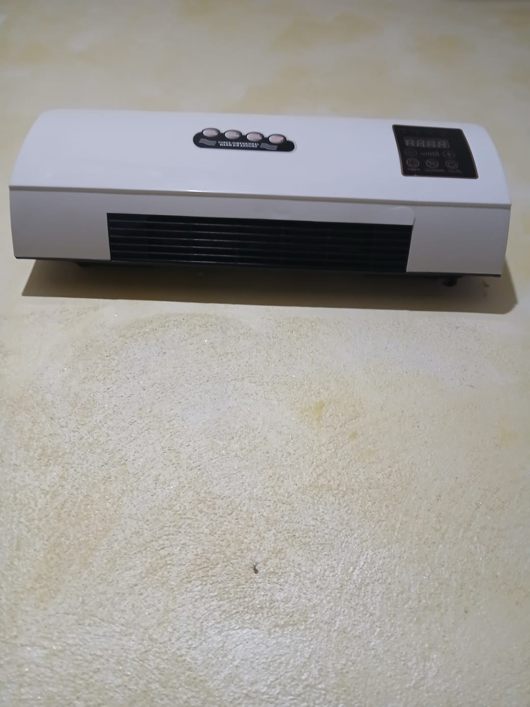 Customer photo review of Termoconvettore a parete 1200W caldo/freddo 45x12x20 cm