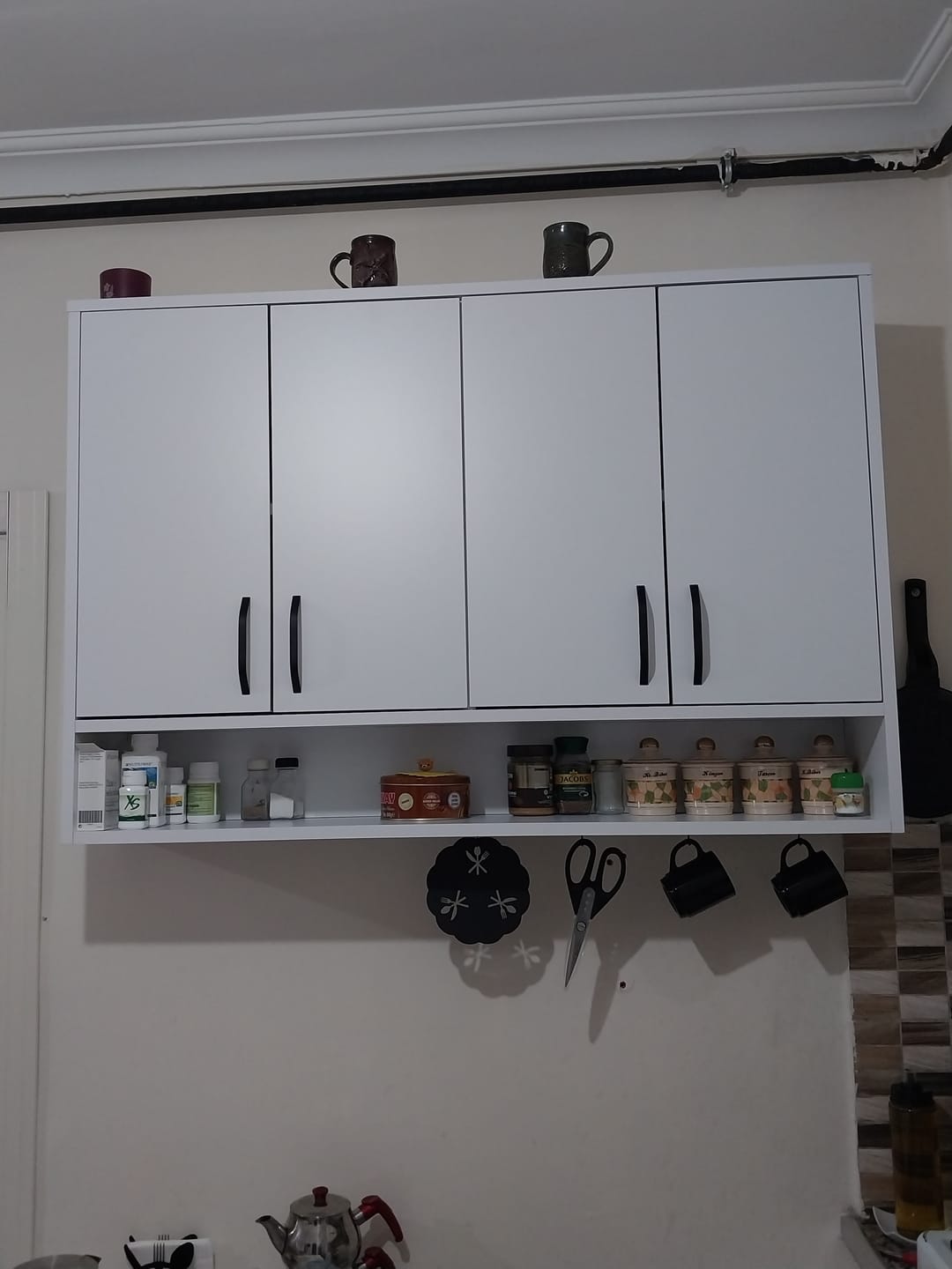 Customer photo review of Rani JE199 Kahve Köşesi Çok Amaçlı Dolap Üst Modül Mutfak Rafı Beyaz