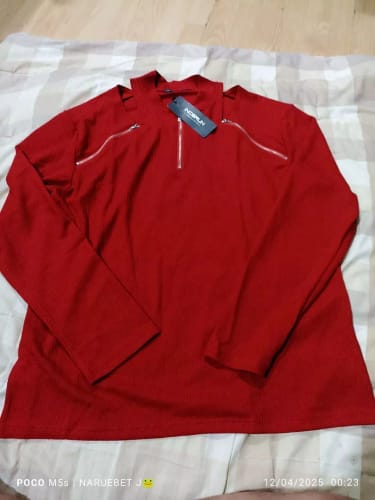 Customer photo review of Mens Hollow Zipper Long Sleeve T-Shirt SKUK96900