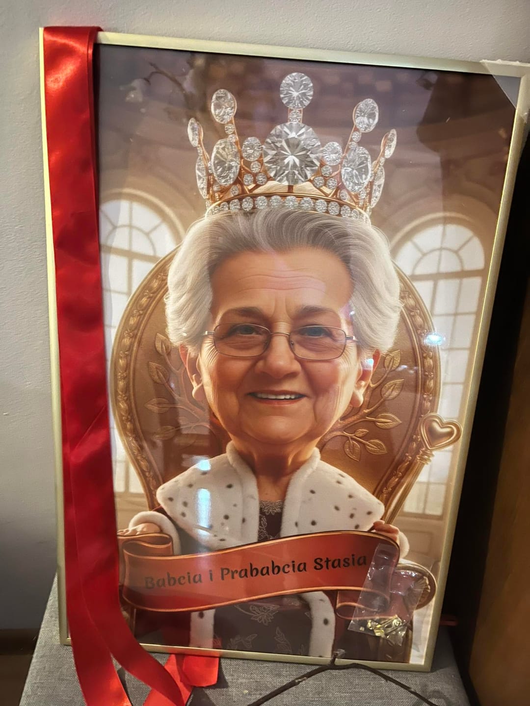 Customer photo review of Babcia Królowa Rodziny  - Karykatura ze zdjęcia