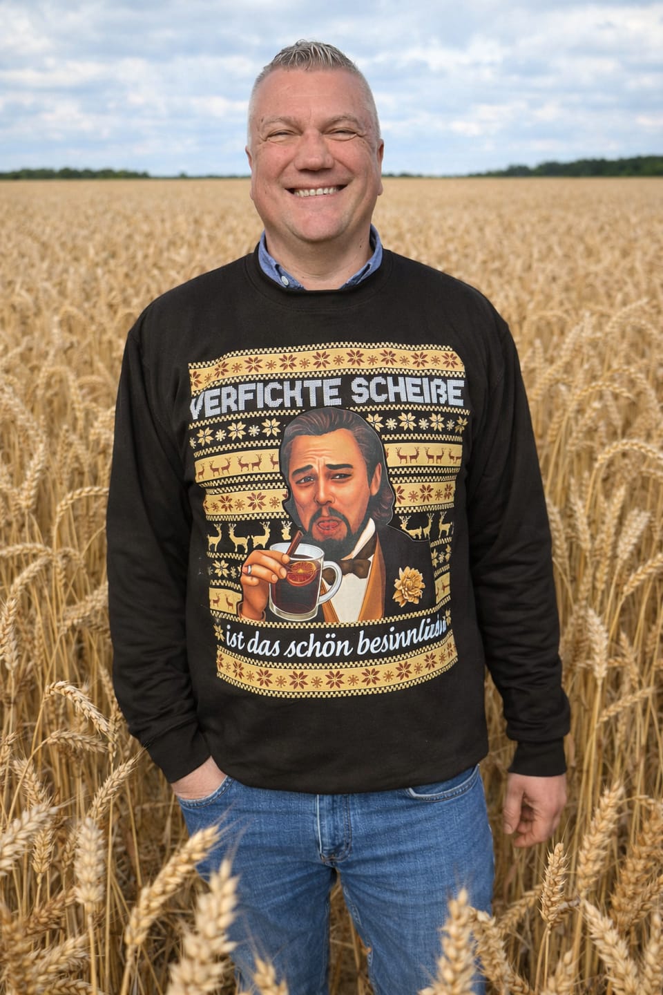 Customer photo review of SCHÖN BESINNLICH - Premium Christmas Sweater