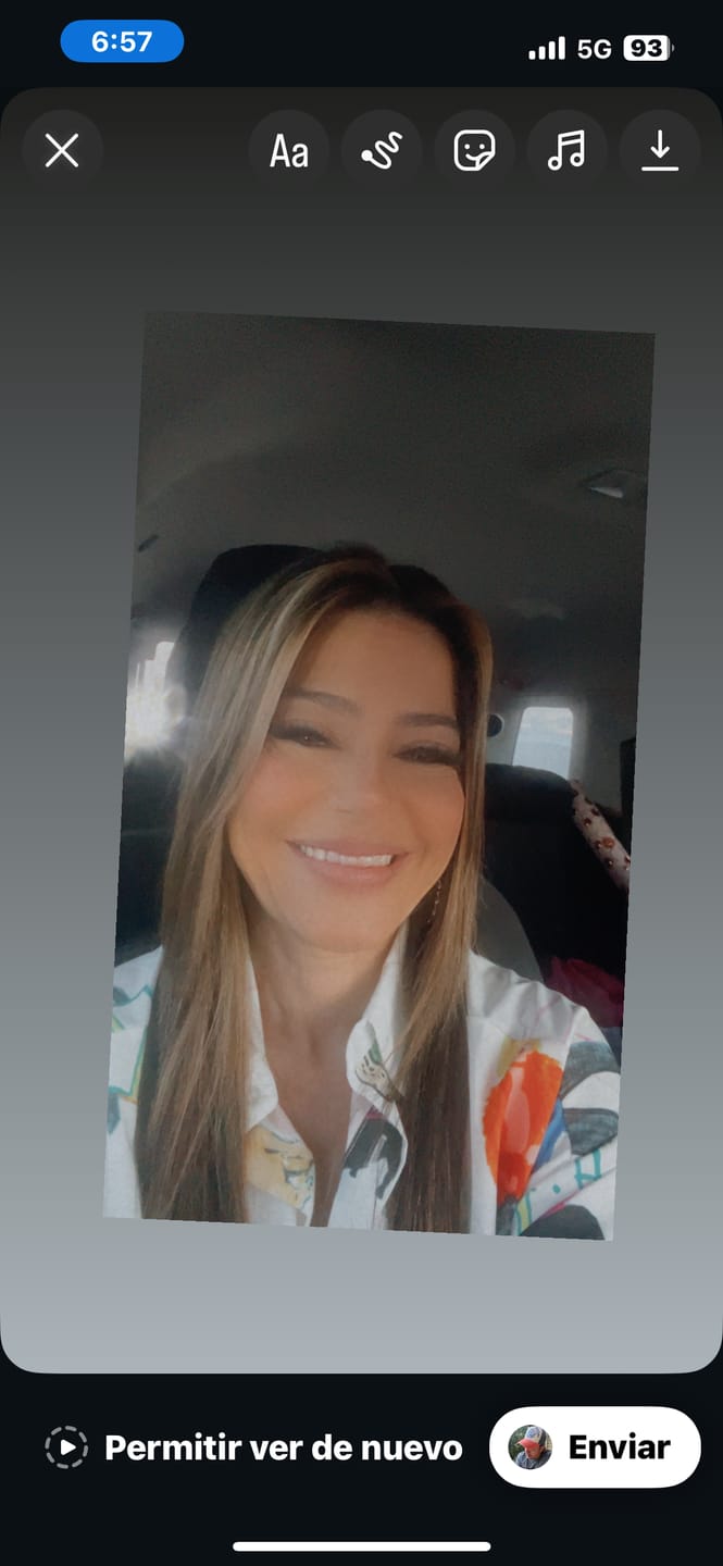 Customer photo review of Flora Green Prescription Colored Contact Lenses