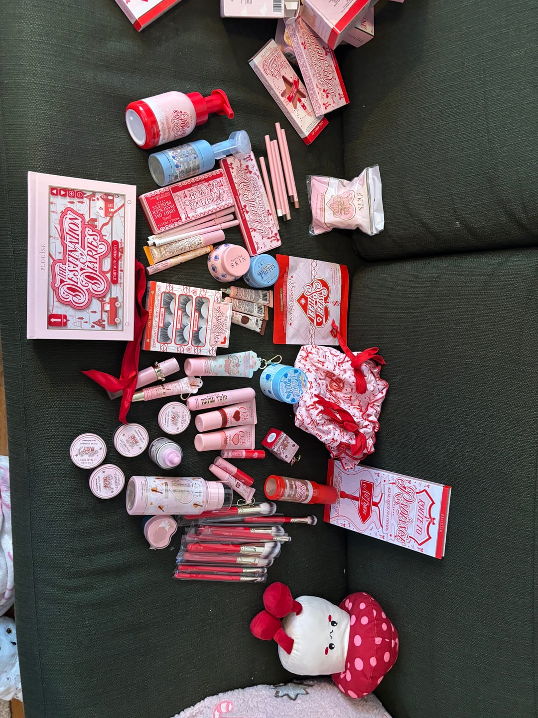 Customer photo review of Cruising Home For Christmas Makeup & Beauty Advent Calendar 2025
