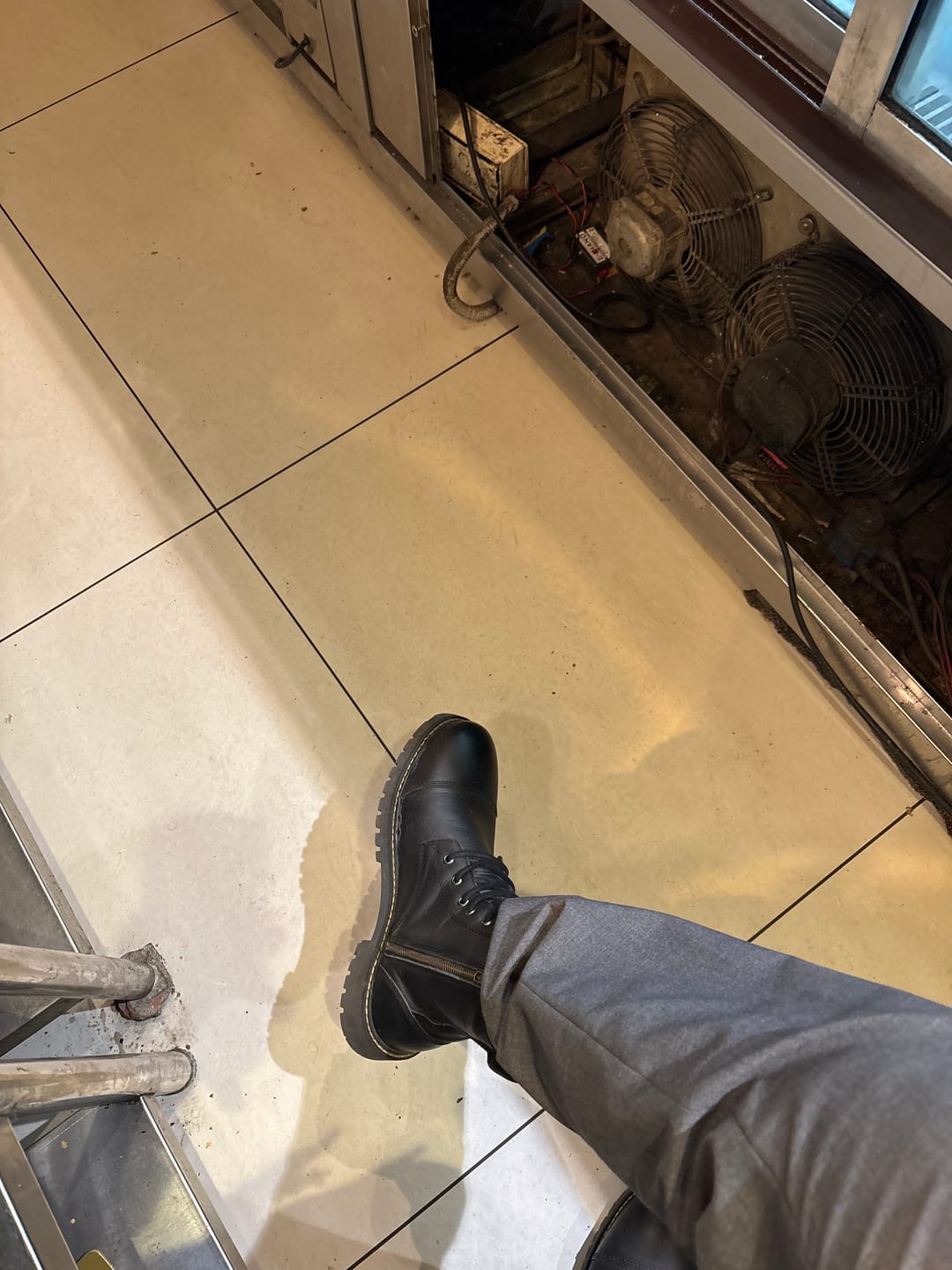 Customer photo review of boots brute black