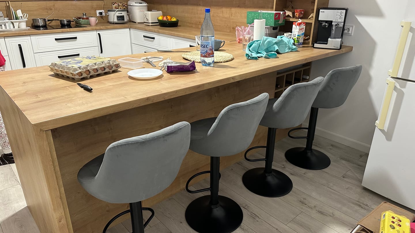 Customer photo review of Scaun bar H101, stofa catifelata gri - Bluvel 14, 47x45x106 cm