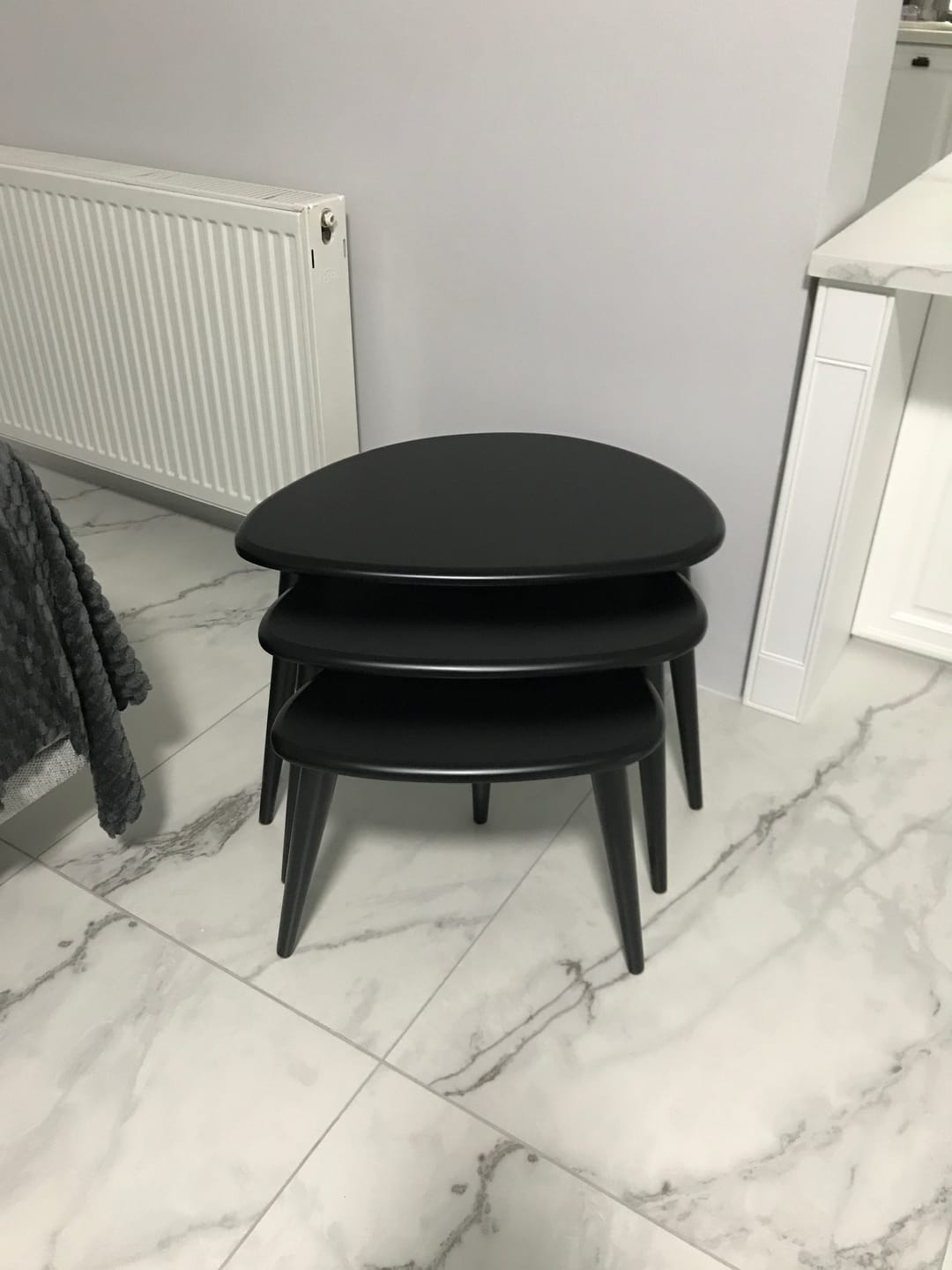 Customer photo review of Ahşap Zigon Sehpa Takımı - Mat Siyah 3'lü Set