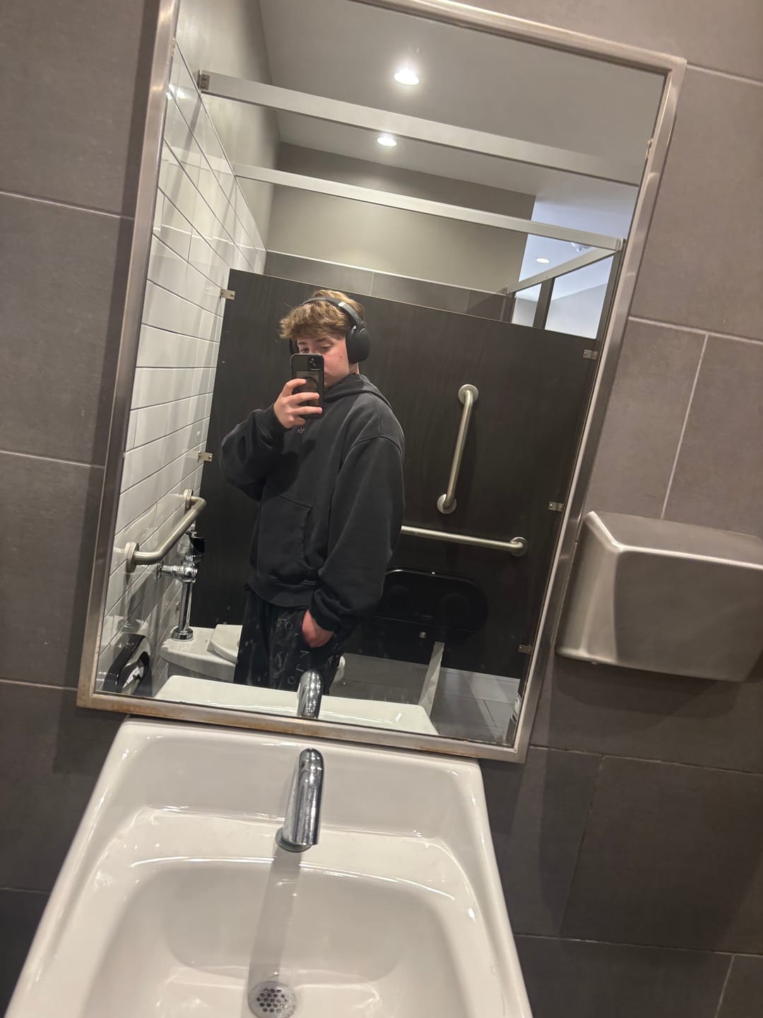 Customer photo review of 5096 - Elevated Essentials - Pullover Hoodies