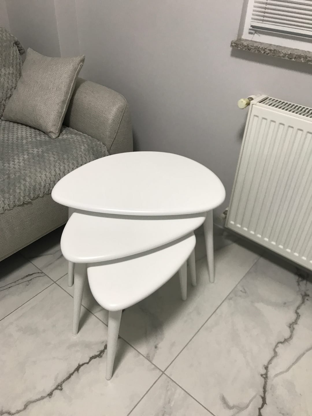 Customer photo review of Ahşap Zigon Sehpa Takımı - Mat Beyaz 3'lü Set