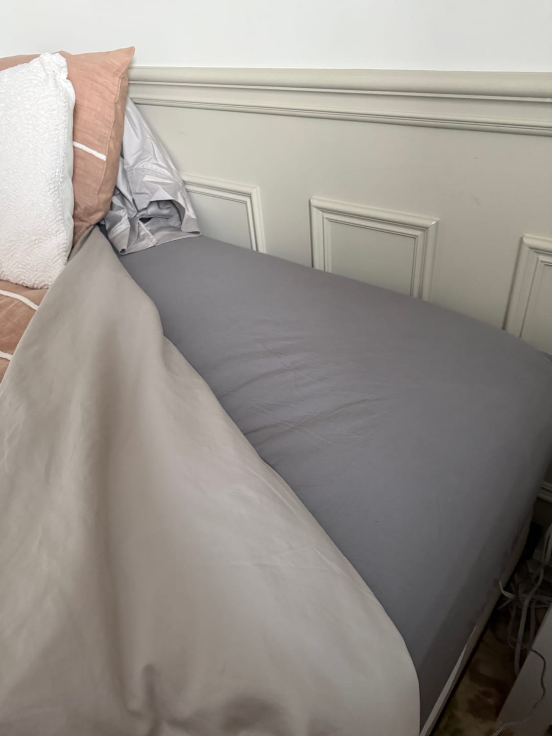 Customer photo review of Tala Grounding Sheet | Earthing Sheet Canada for Sleep