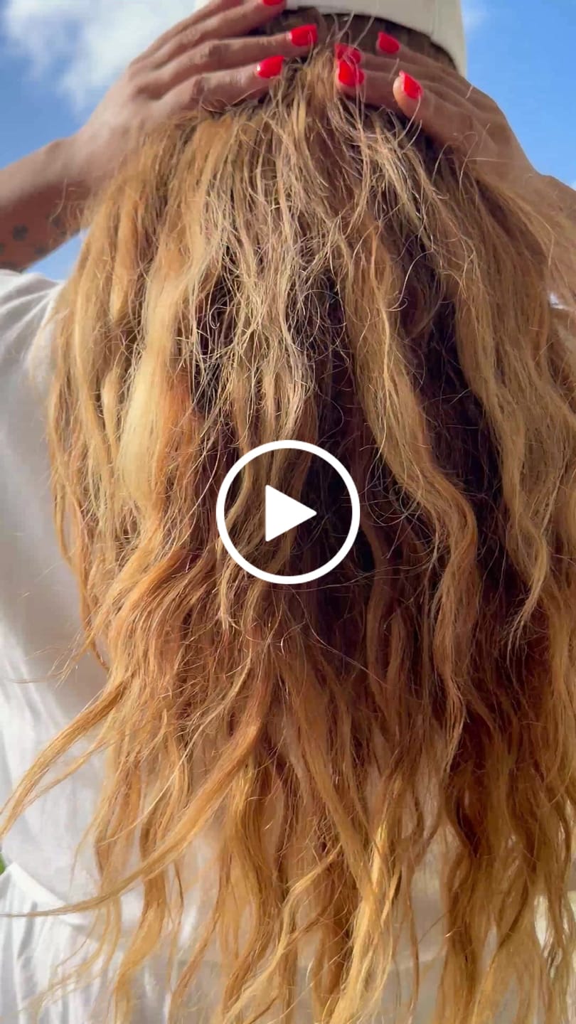 Customer video review of Raw Indian Wavy Hair