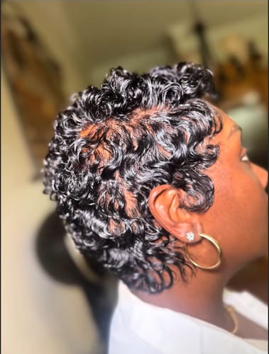 Customer photo review of Luvwin Full Lace Wave Curls Short Pixie Cut Wig 100% Human Hair