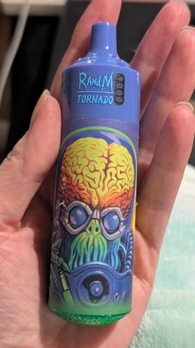 Customer photo review of RAndM - Tornado - 9K - Puffs / Disposable