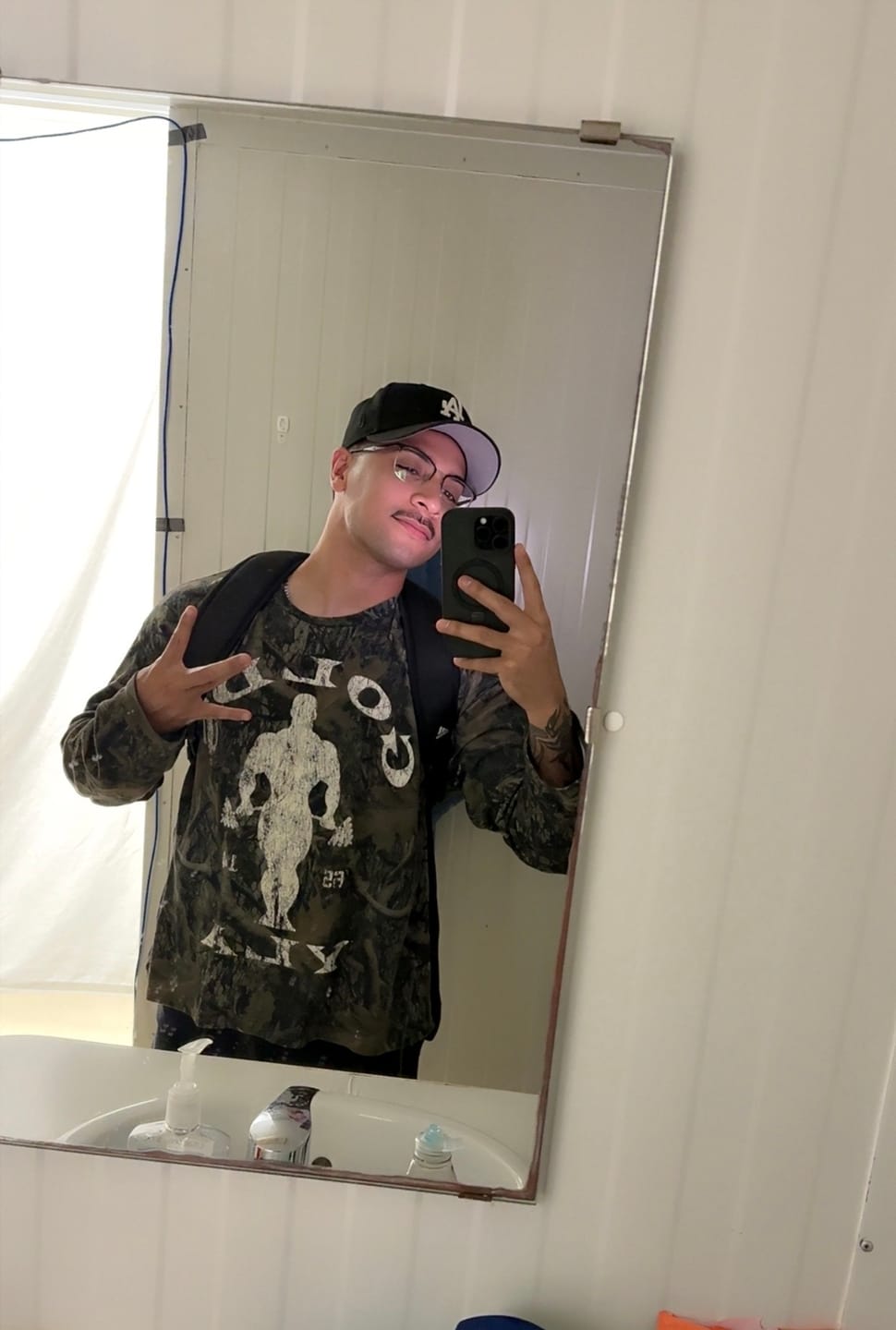 Customer photo review of 8047 - Gold's Gym Thermal Longsleeves