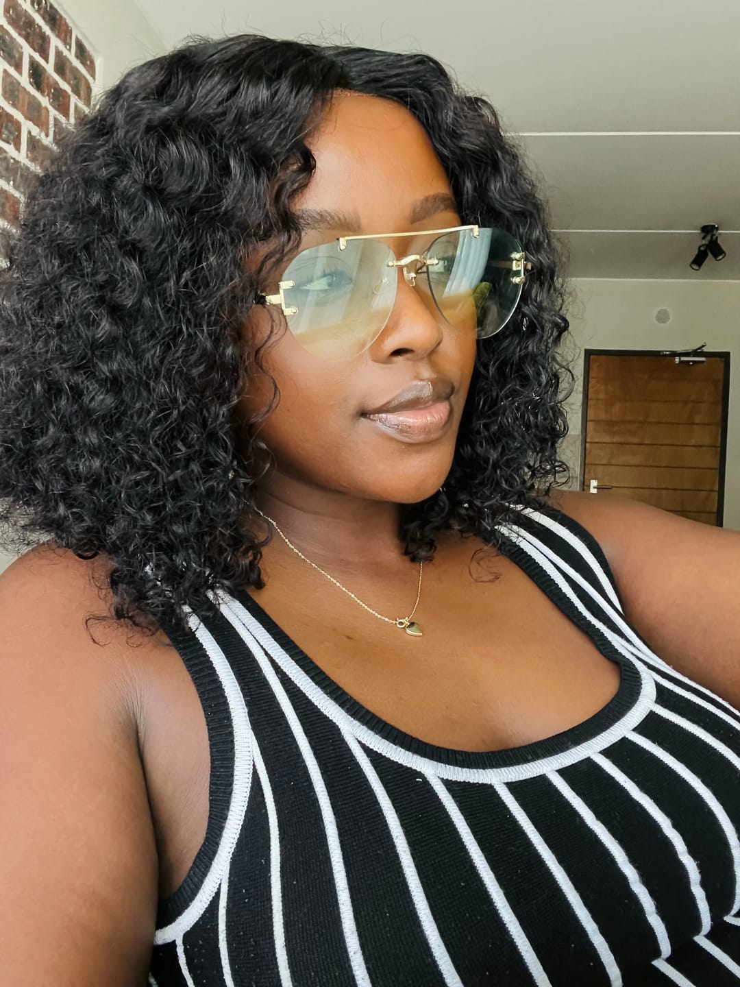 Customer photo review of Double Drawn Glueless Burmese Natural Weave 14 Inch