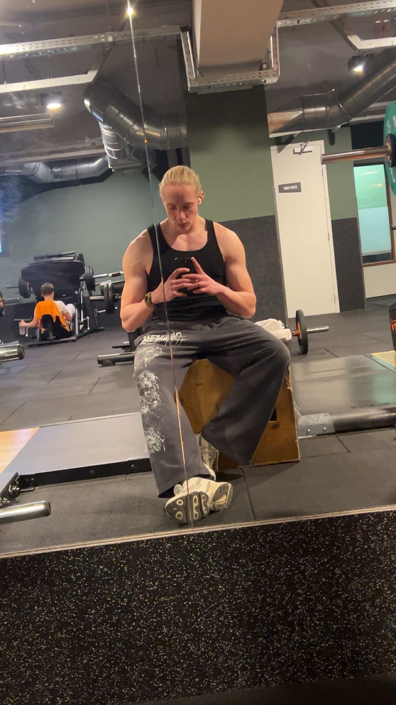 Customer photo review of 2116 - Dynasty Sweats