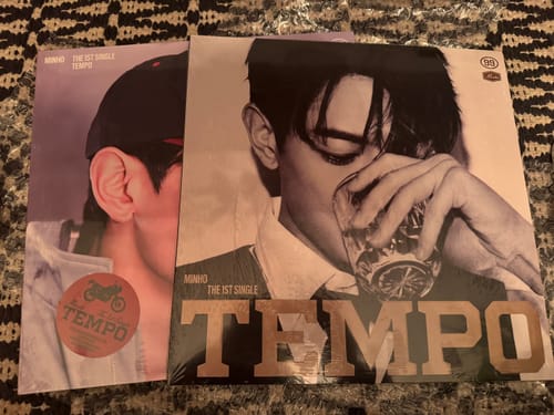 Customer photo review of SHINee MINHO - The 1st Single [TEMPO] (Online Benefit)