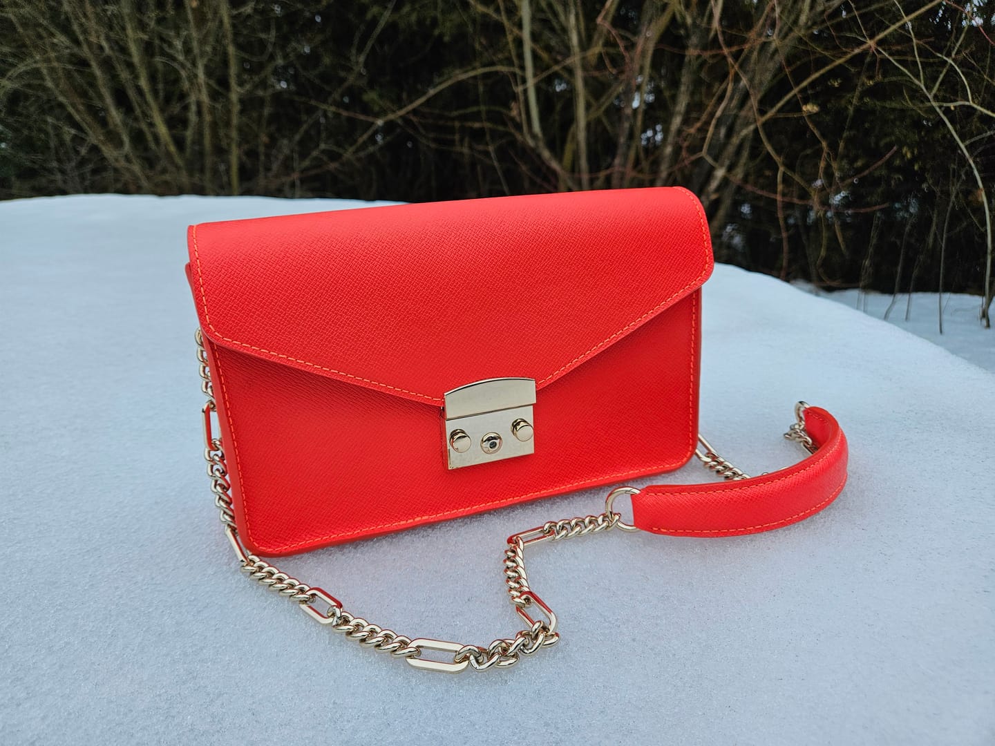 Customer photo review of DIY-Box: The Ultimate Crossbody