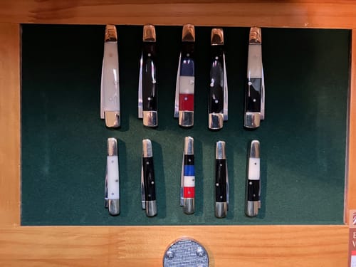 Customer photo review of Chroma Color-Changing Knives Set (Large Size) by TCC Magic