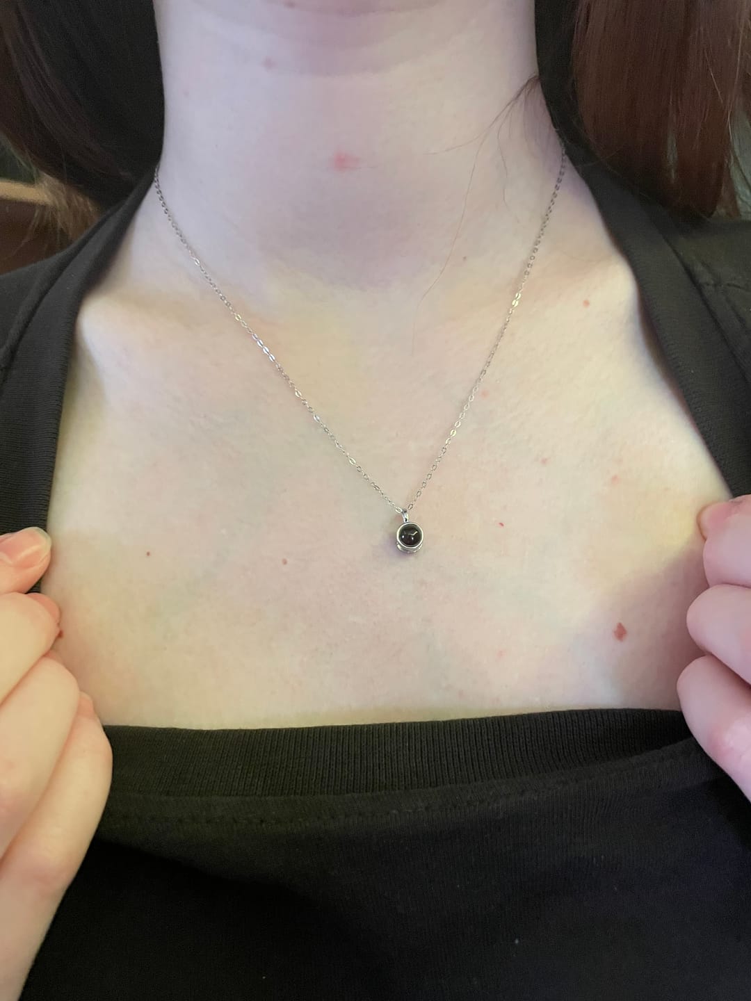 Customer photo review of Personalisierte Kreis Halskette mit Foto