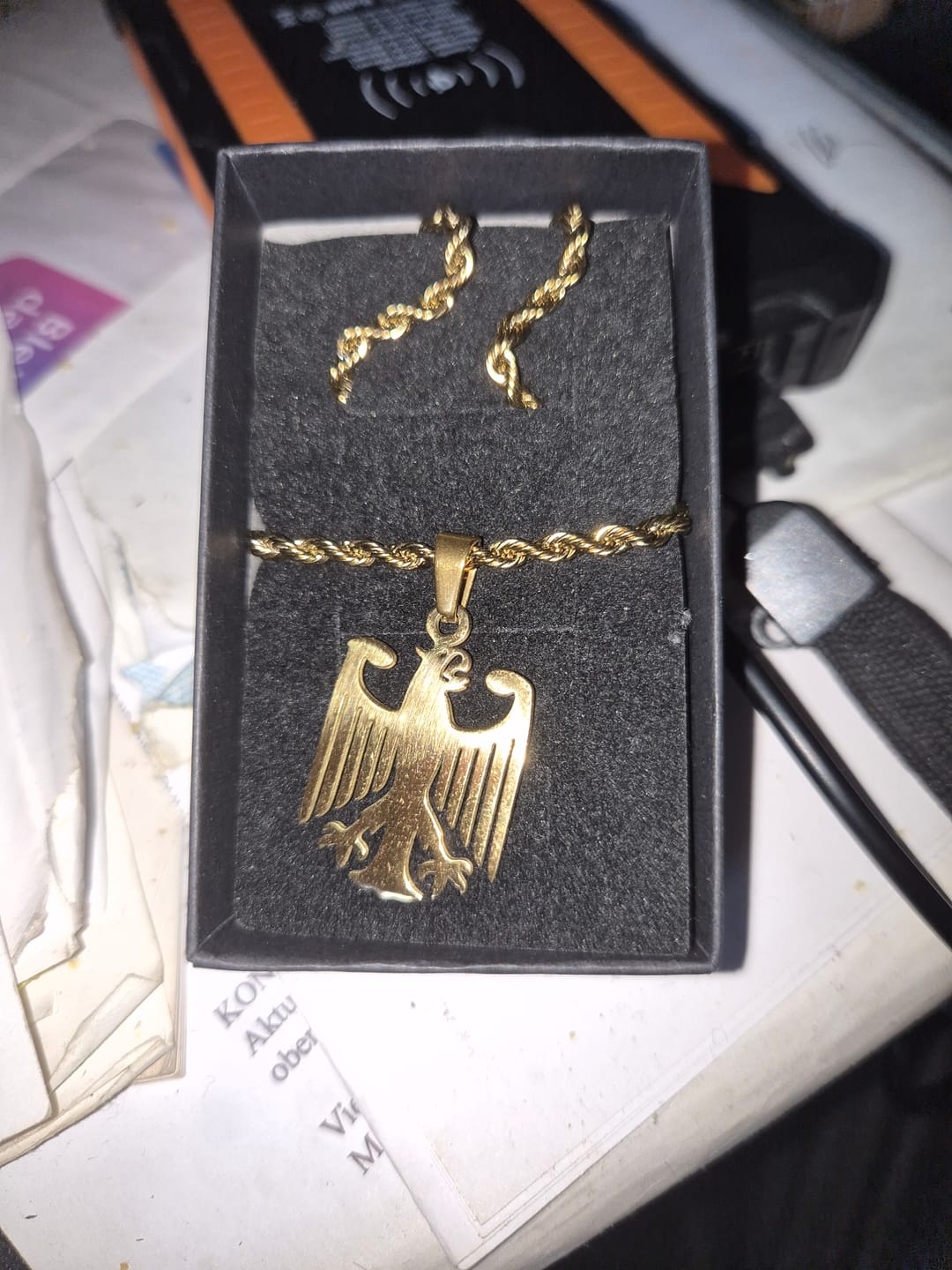 Customer photo review of Deutschland Adler Kette