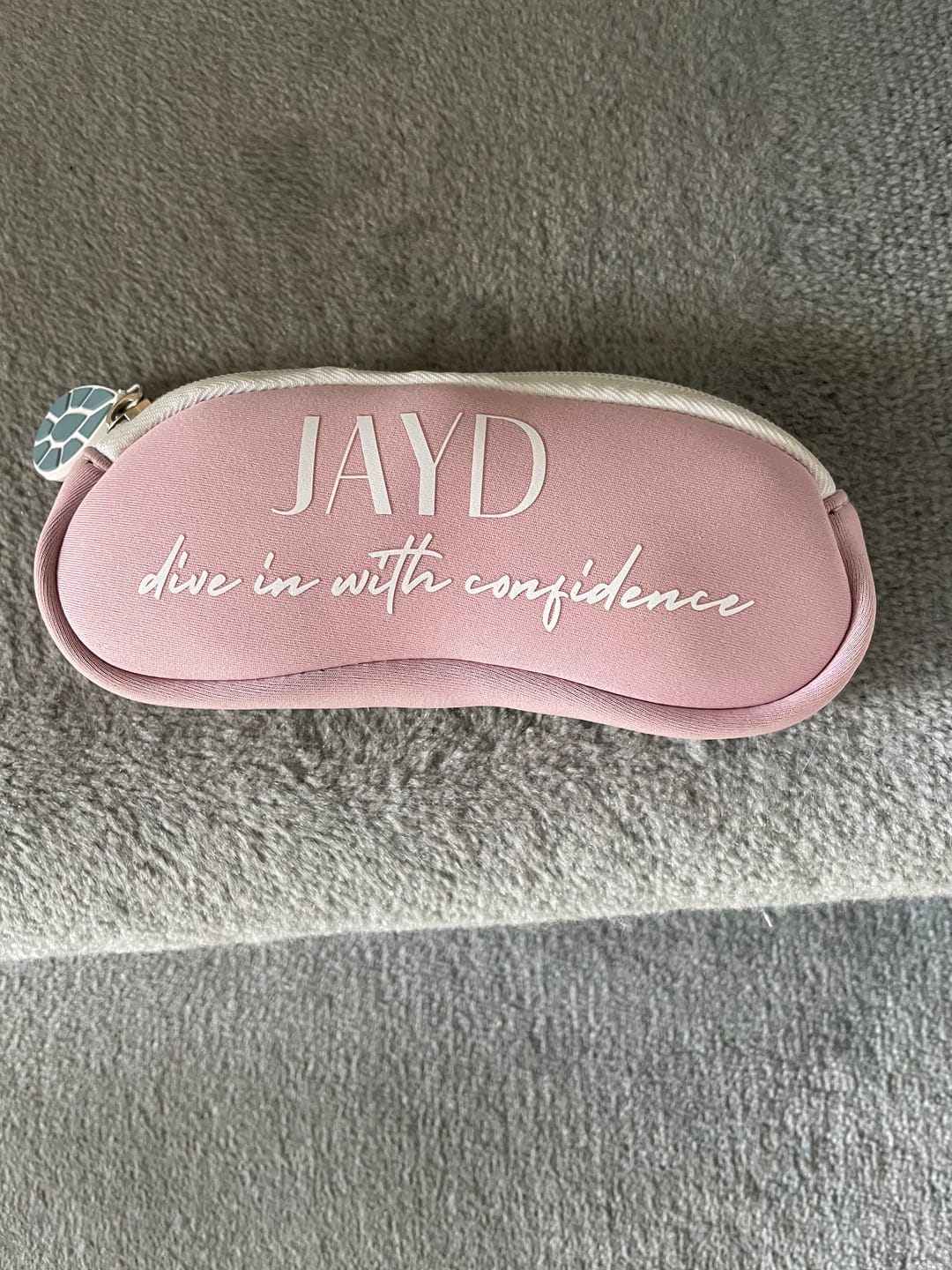 Customer photo review of JAYD Goggle Bag - Pink