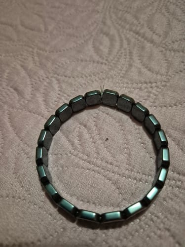 Customer photo review of Pulsera Hora Hematita