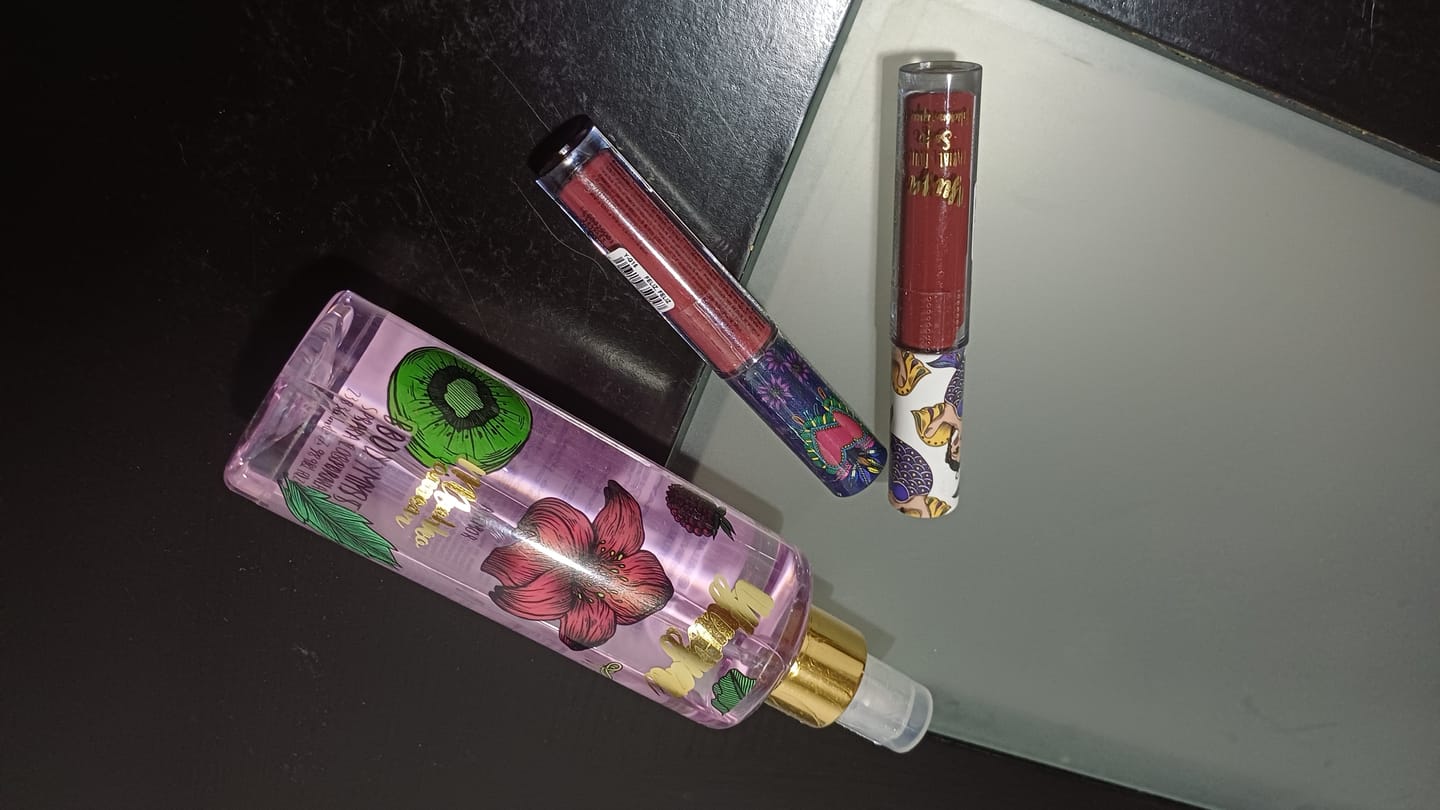 Customer photo review of Yuya Labial Liquido Mate "Feliz, Feliz"