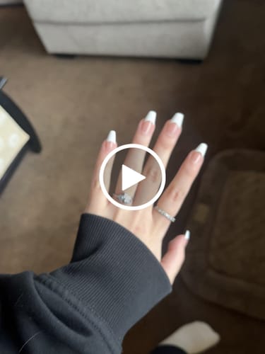 Customer video review of Leesha Birthstone Ring