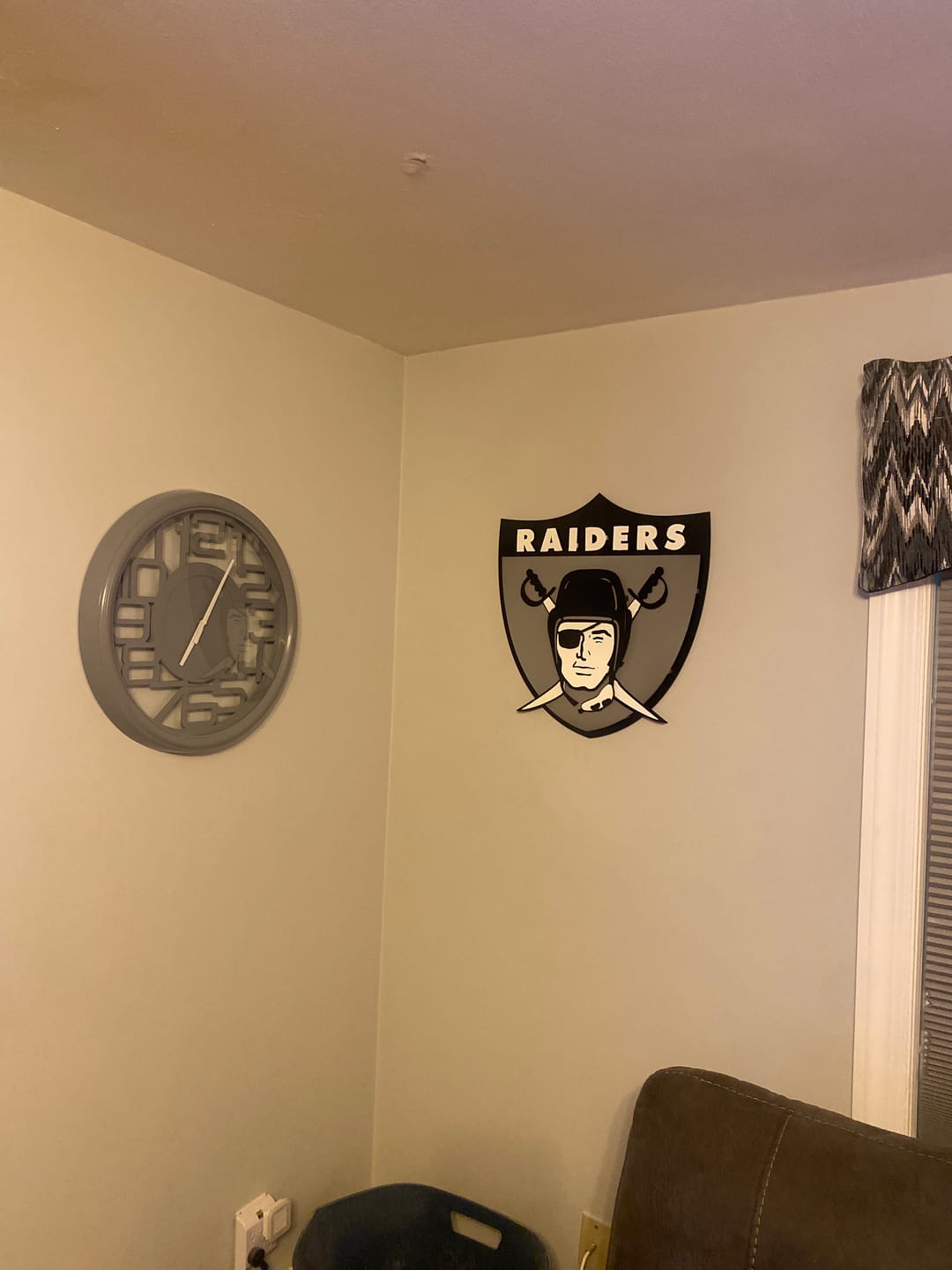 Customer photo review of Las Vegas Raiders "1963" Vintage Shield 3D Metal Wall Art